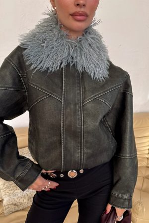 Brittanni Fluffy Collar Jacket Black / Blue