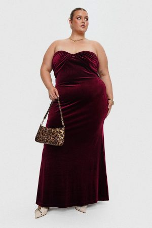 Irena Strapless Maxi Dress Burgundy Curve