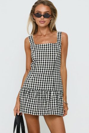Orivelle Tie Back Playsuit Black / White