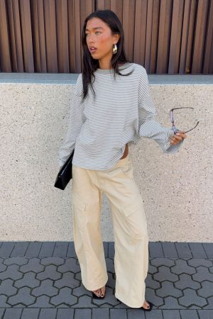 Selective Memory Low Rise Wide Leg Cargo Pants Cream