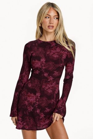 Vivre Long Sleeve Mini Dress Burgundy Paisley