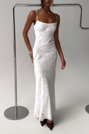 Avienna Maxi Dress White Burnout