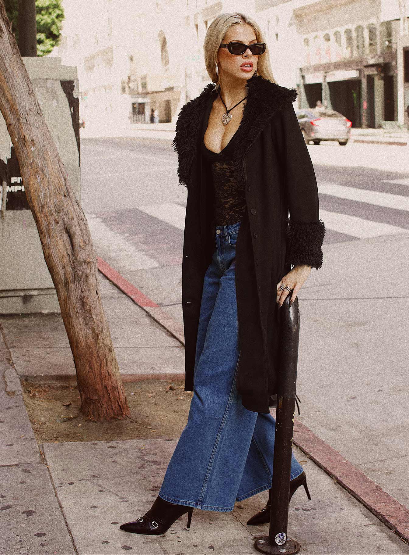 After Party Shearling Jacket Black - Image 9