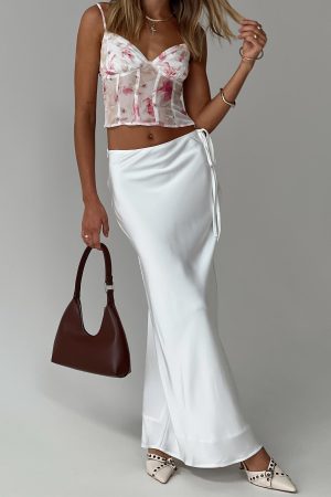 Fluttering Maxi Skirt White