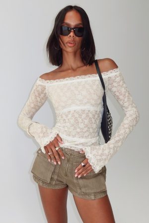 Mochapella Off The Shoulder Top White