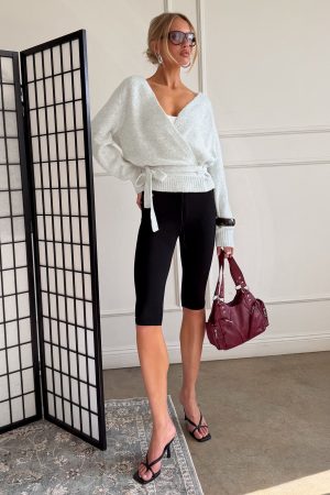 Cayte Capris Black