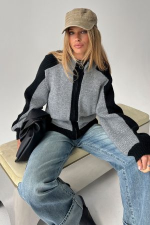 Asrar Jumper Grey / Black
