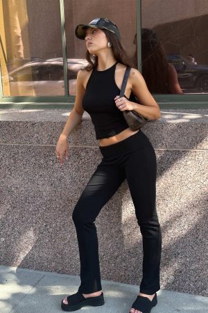 Truth Be Told Straight Leg Pant Black
