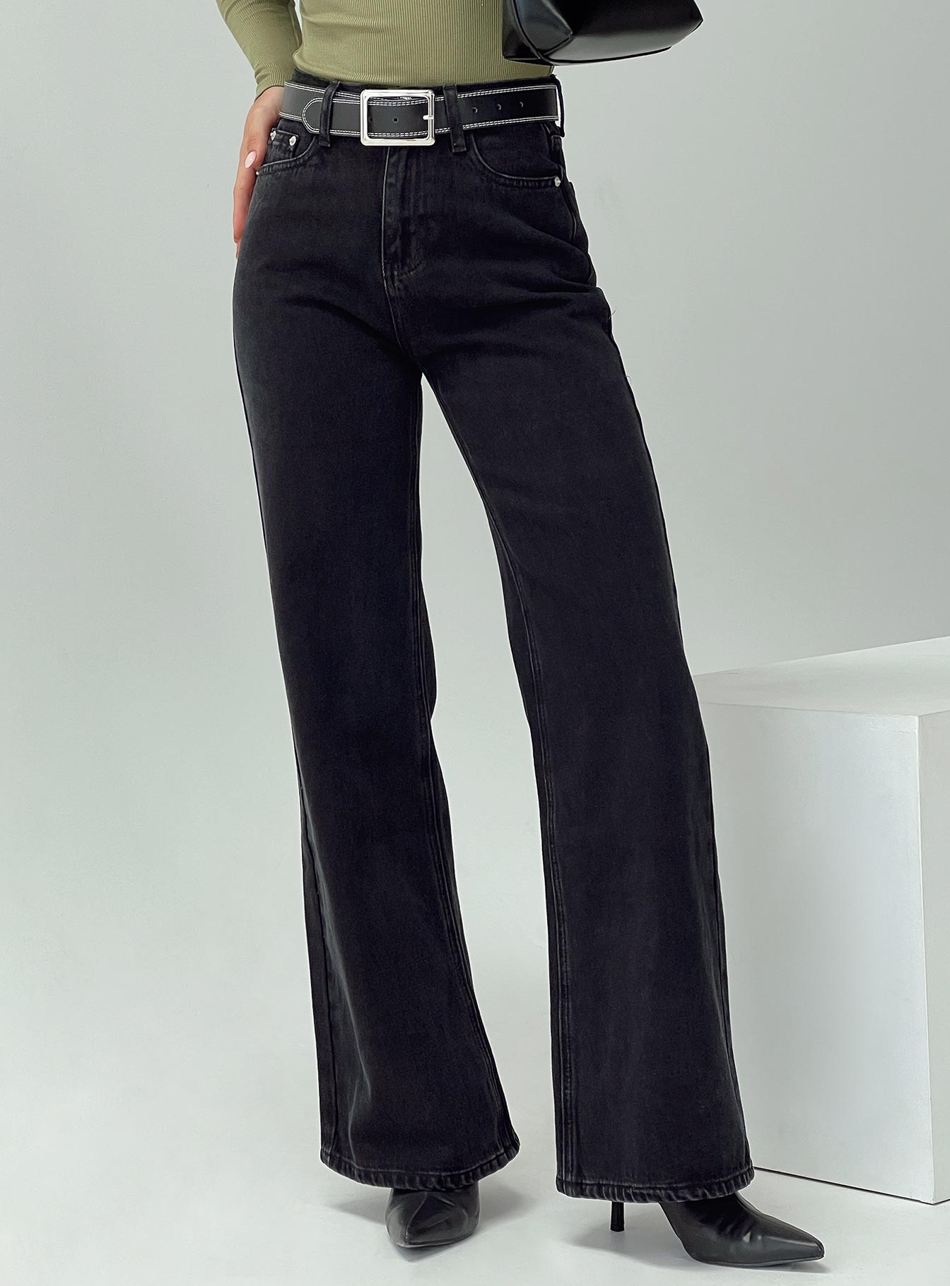 Maple Mid Rise Flare Washed Black - Image 9