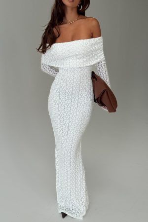 Sofenna Long Sleeve Off Shoulder Maxi Dress White