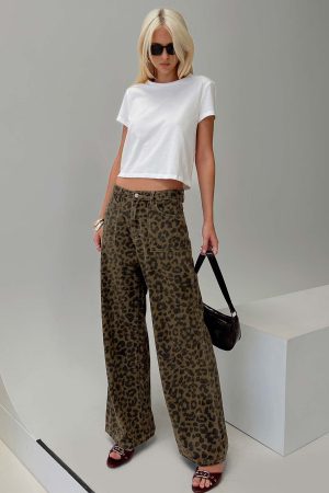 Briony Low Rise Wide Leg Jean Leopard