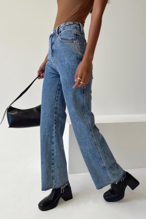 Arlington High Rise Straight Leg Jeans Mid Wash