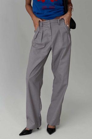 Expertise Low Rise Pleat Pant Grey