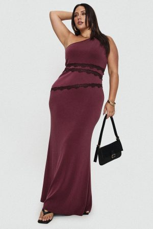 Ultraviolet One Shoulder Lace Maxi Dress Wine Curve