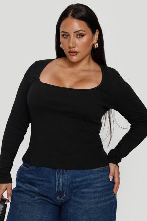 Baseline Long Sleeve Top Black Curve