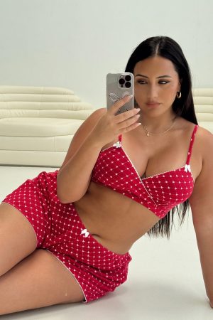 Slow Start Pointelle Sleep Short Red Curve