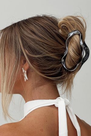 Take It Off Hair Clip Black