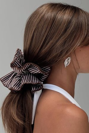 Way Back In Scrunchie Brown / White