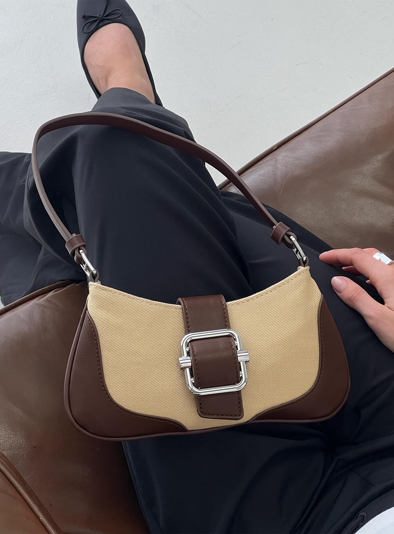 Amabella Shoulder Bag Brown - Image 5