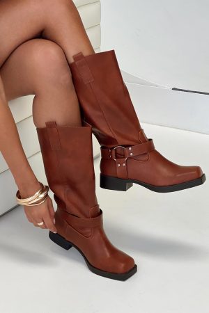 Wrecked Western Boots Rust