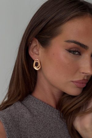 Be Alright Earrings Gold
