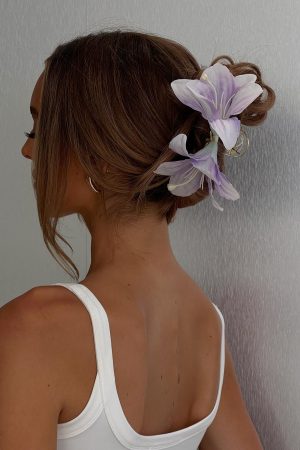 Kenedi Floral Claw Clip Purple