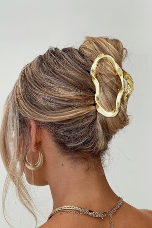 Take It Off Hair Clip Gold