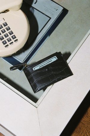 Keeping Track Wallet Black