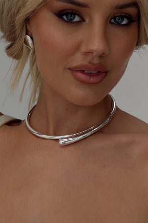 Feed The Fire Necklace Silver