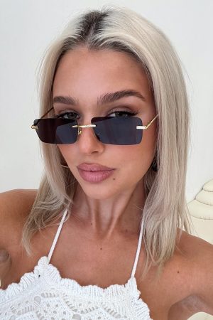 Indi Sunglasses Black / Gold