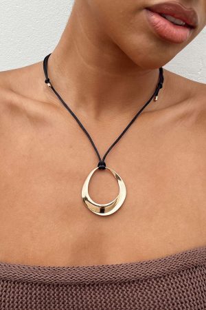 Zakai Necklace Gold