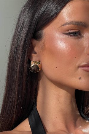 For The Thrill Shell Earrings Gold / Brown