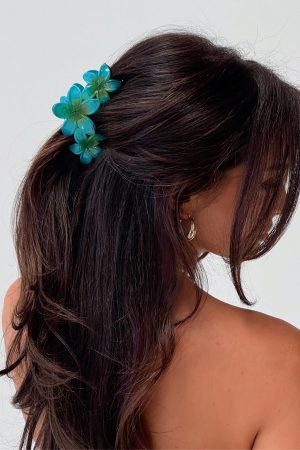 Chianti Frangipani Claw Clip Blue