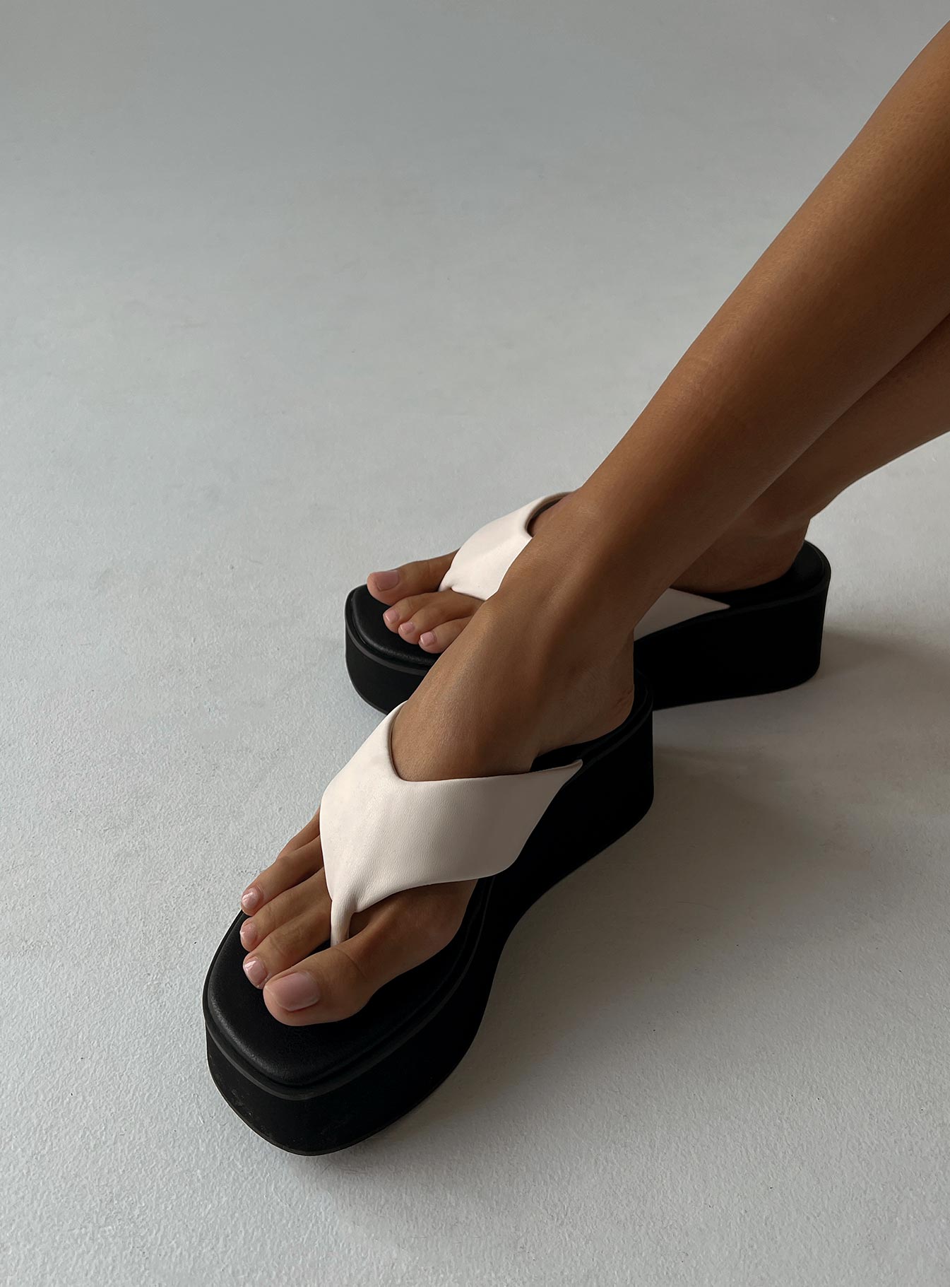Crawley Sandals Cream - Image 5