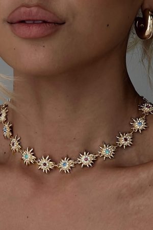 Carlisha Necklace Gold