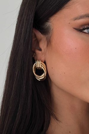 Big Star Linked Earrings Gold