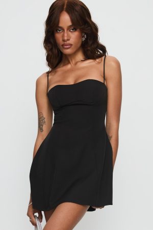 Easy To Love Mini Dress Black