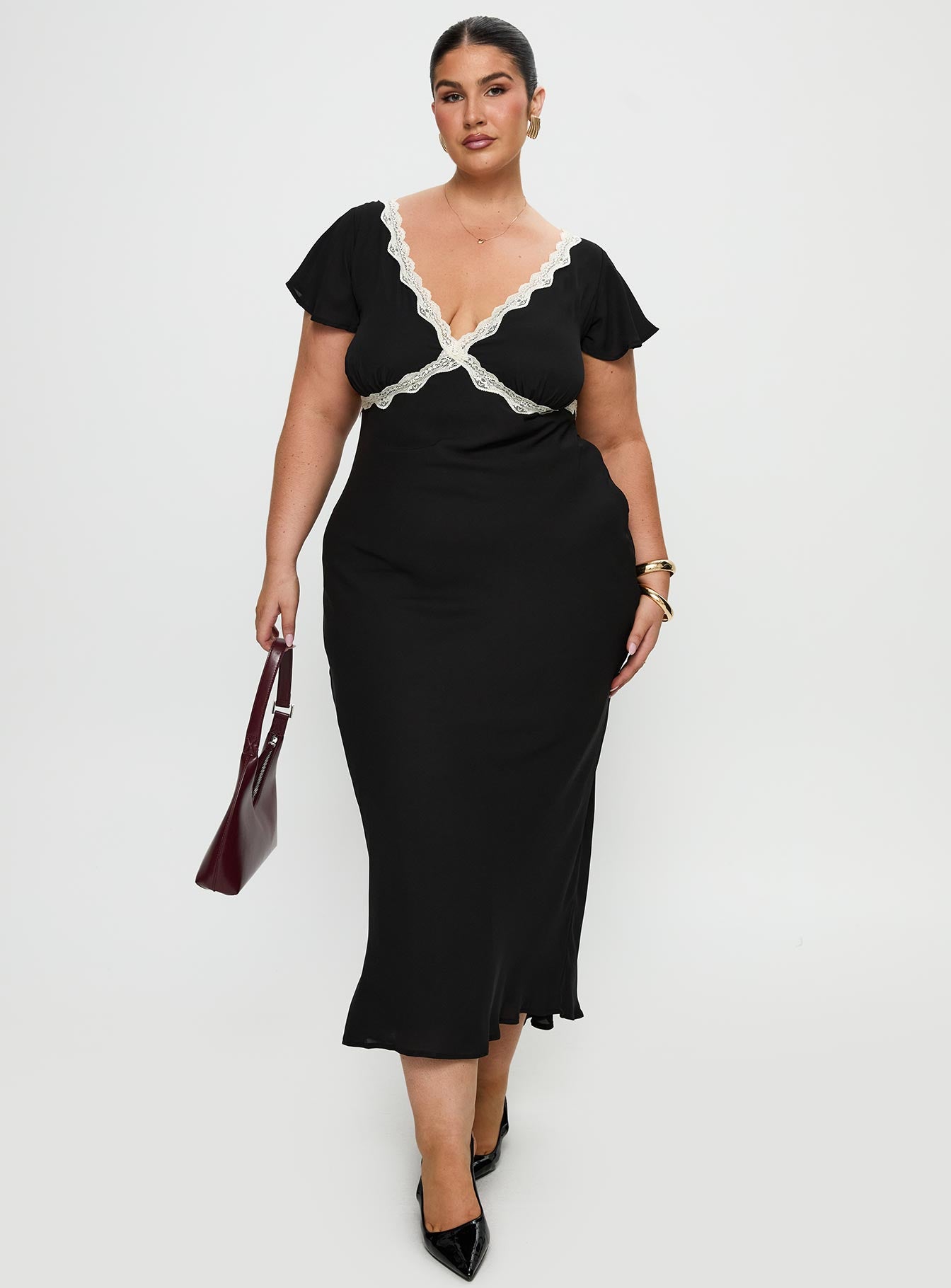 Barbarita Lace Maxi Dress Black Curve - Image 2
