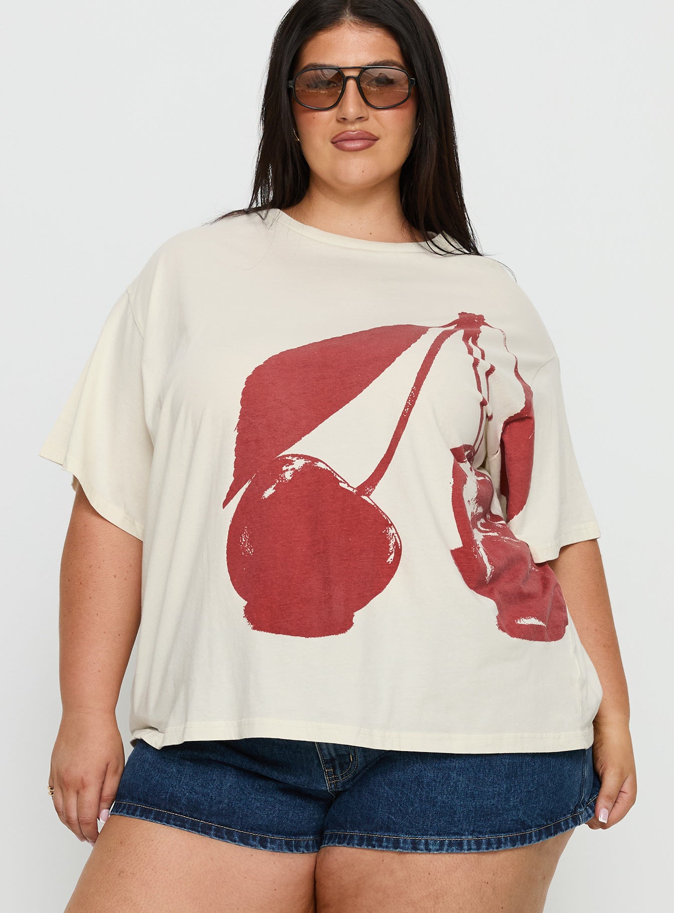 Cherrie Amore Oversized Tee White Curve - Image 2