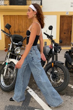 Eivissa High Rise Baggy Jeans Faded Denim