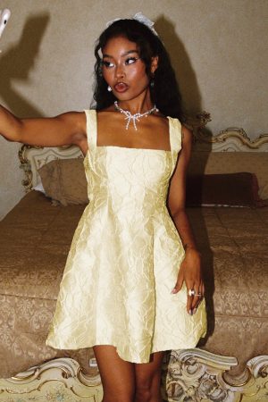 Eloquent Mini Dress Light Yellow