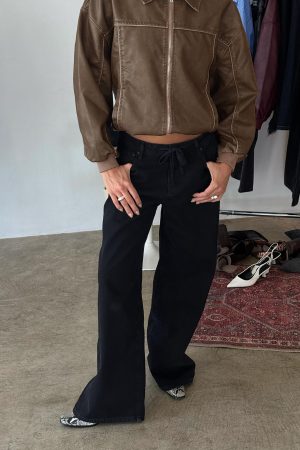 Mellowed Out Low Rise Straight Leg Jeans Washed Black