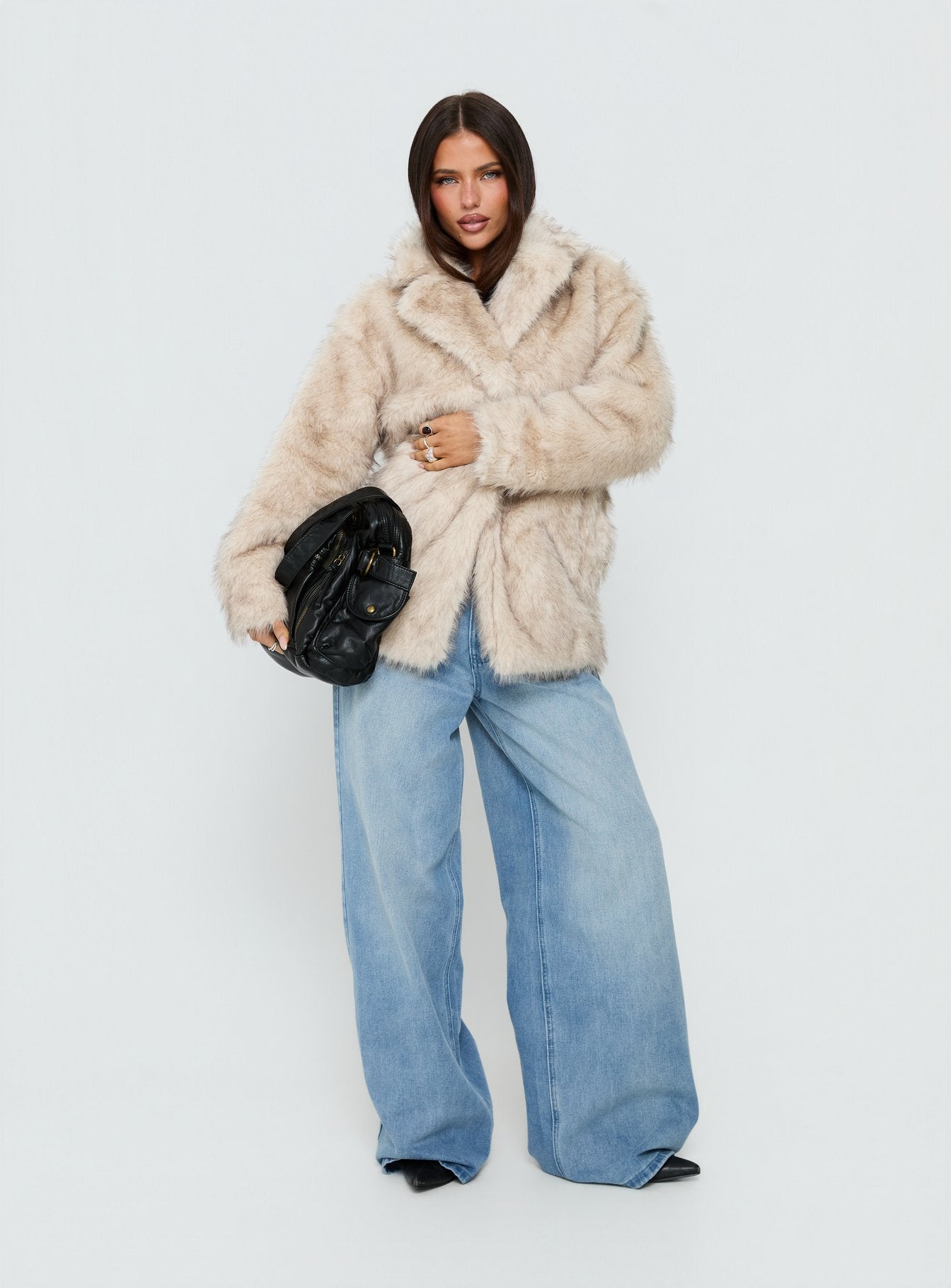Clova Faux Fur Coat Grey - Image 3
