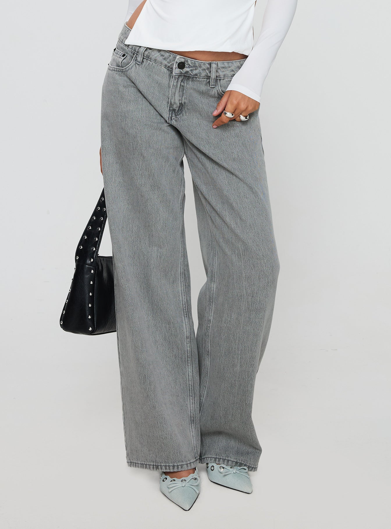 Ellanor Low Rise Straight Leg Jean Washed Grey - Image 2
