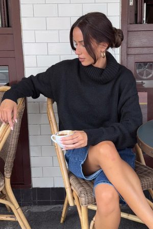 Oswin Turtleneck Sweater Black