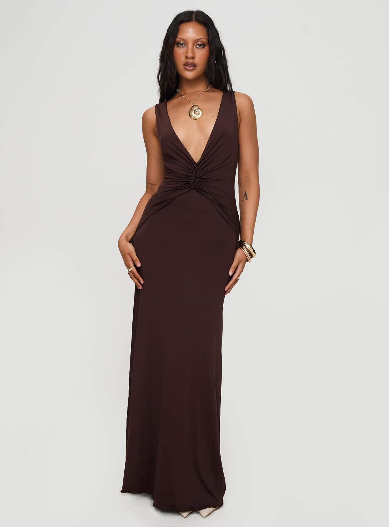 Frederica Plunge Maxi Dress Chocolate Petite - Image 2