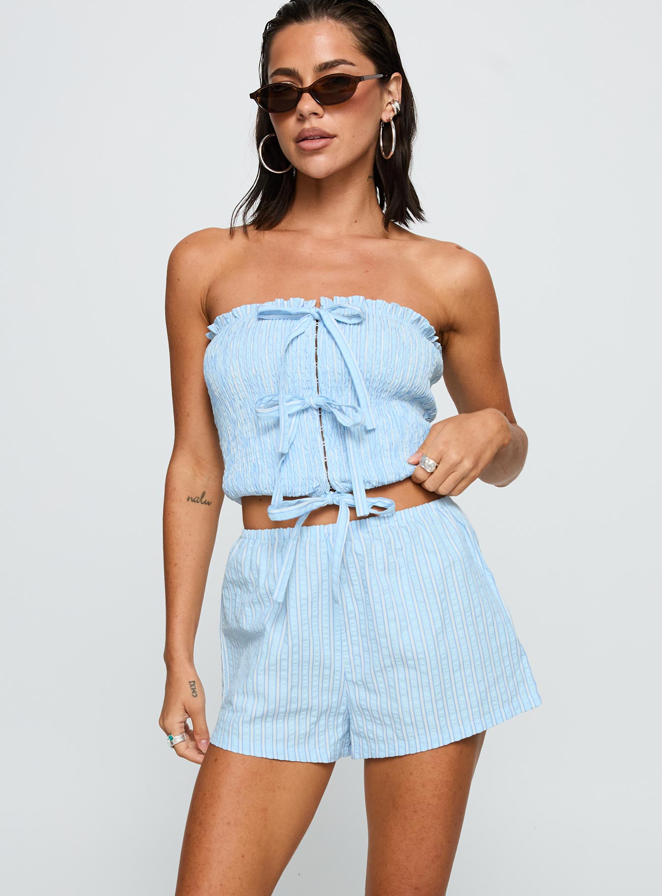 Saskea Shorts Blue - Image 2
