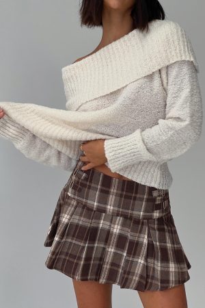 Parkley Boucle Off The Shoulder Sweater Cream