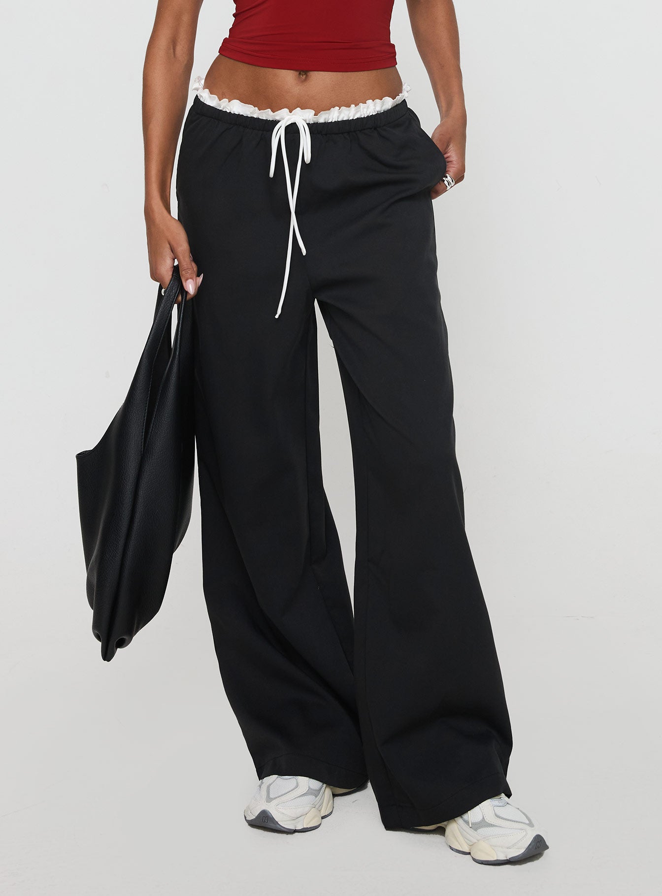 Pilly Pants Black - Image 2