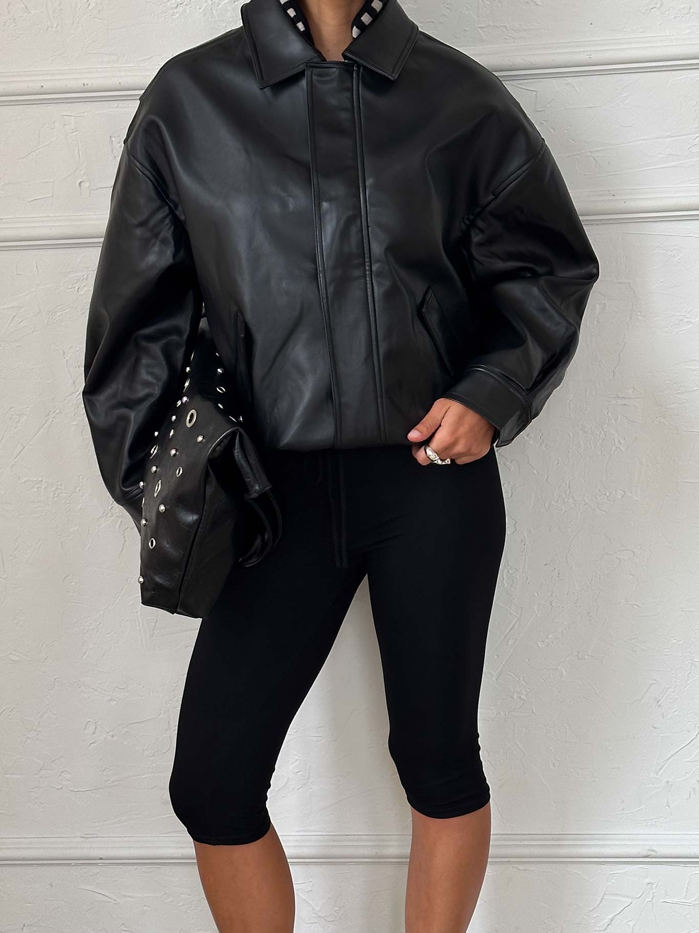 Cayte Capris Black - Image 13